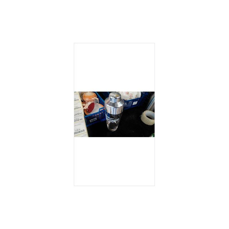SHAKER