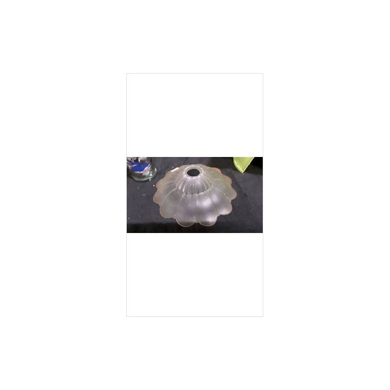 GLOBE LUMINAIRE