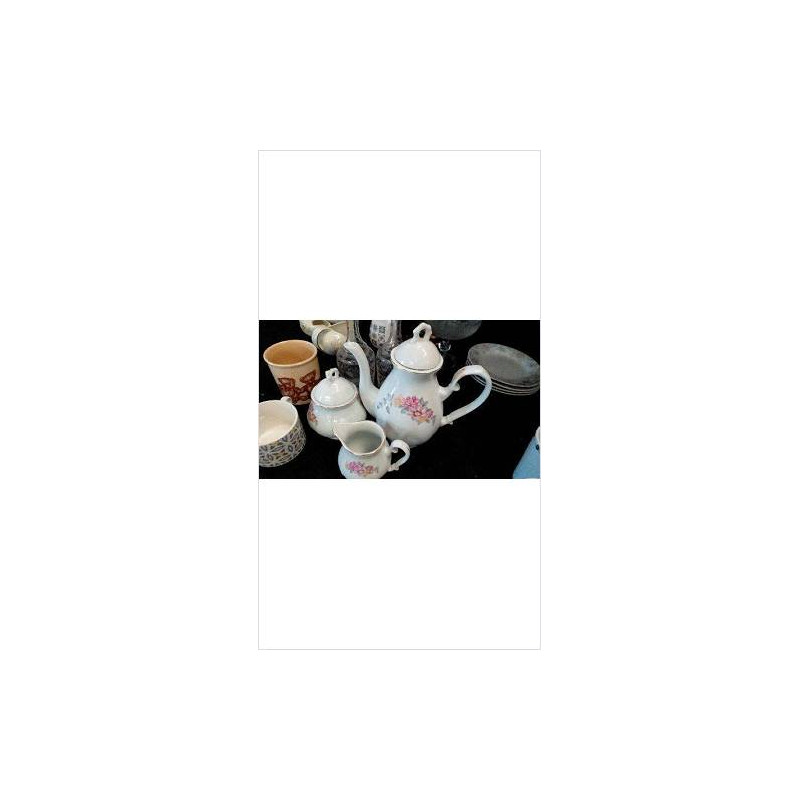 CAFETIERE+ SUCRIER+ POT À LAIT