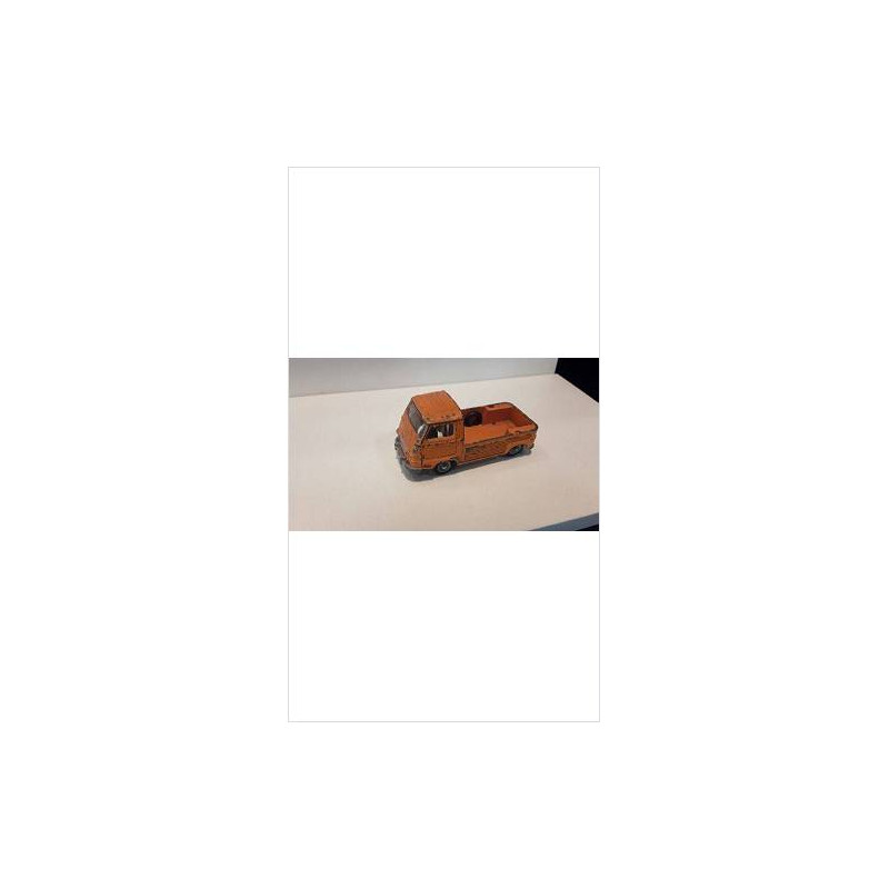 DINKY TOYS ESTAFETTE ORANGE NON BACHEE