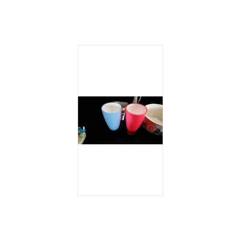 VASE PLASTIQUE