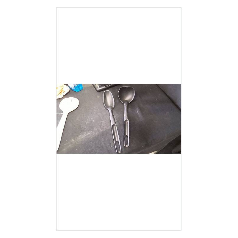 USTENSILE  PLASTIQUE