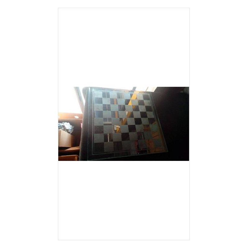 DAMIER EN VERRE 