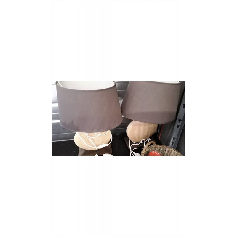 LAMPE A POSER EN L\'ÉTAT 