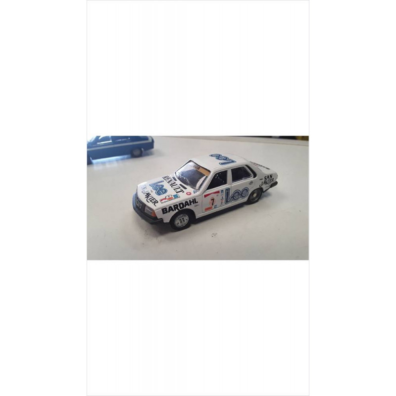 VOITURE COLLECTION RENAULT R18 NOREV 