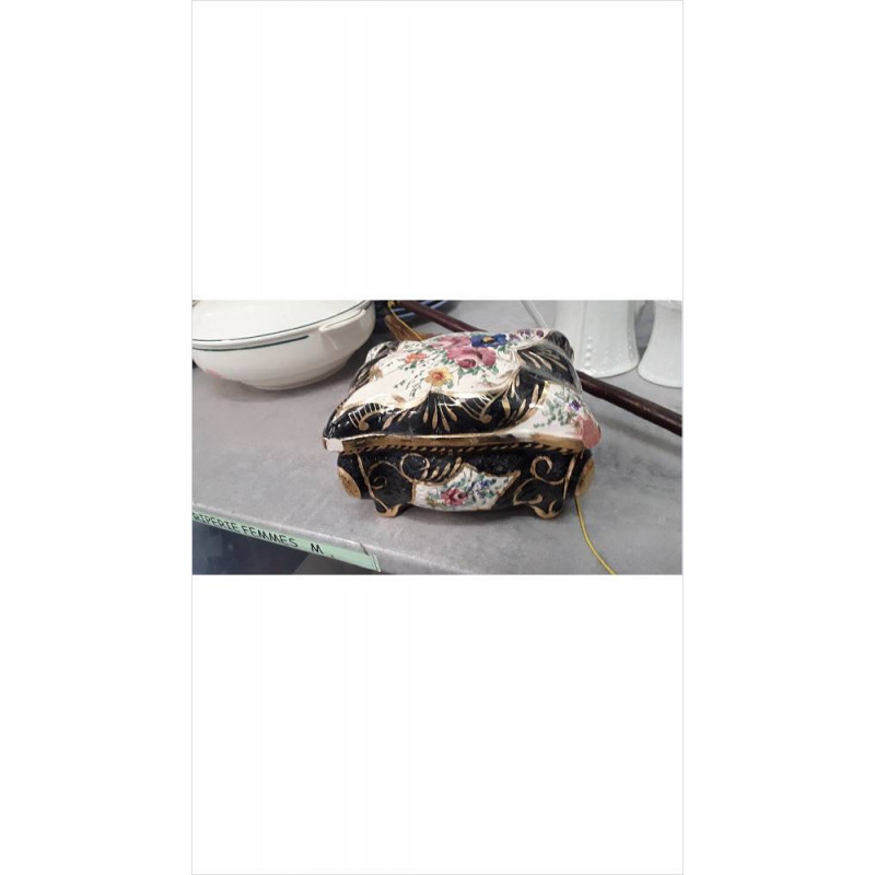 BOITEA BIJOUX ANCIENNE EN L\'ÉTAT 