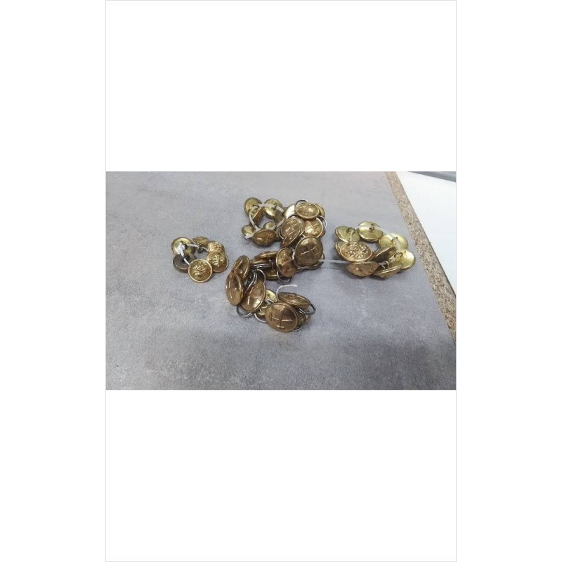 BOUTONS DORES DE VETEMENTS MILITAIRES LE LOT 