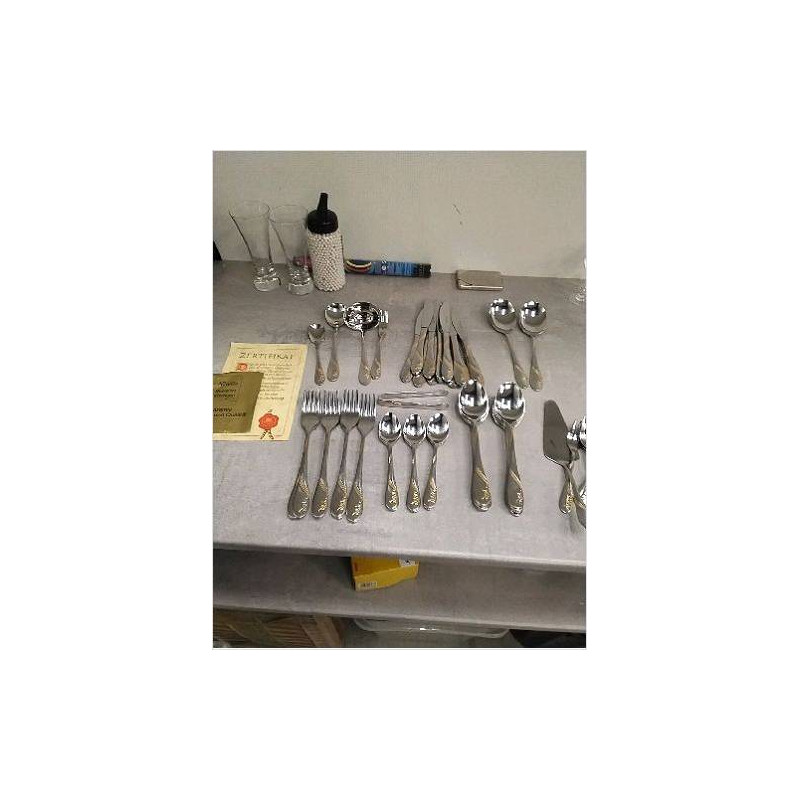 MENAGERE SOLINGEN ( 2 MANQUANTS) SANS BOITE 