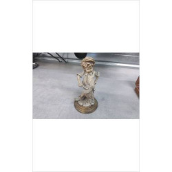 FIGURINE ENFANT ET SON...