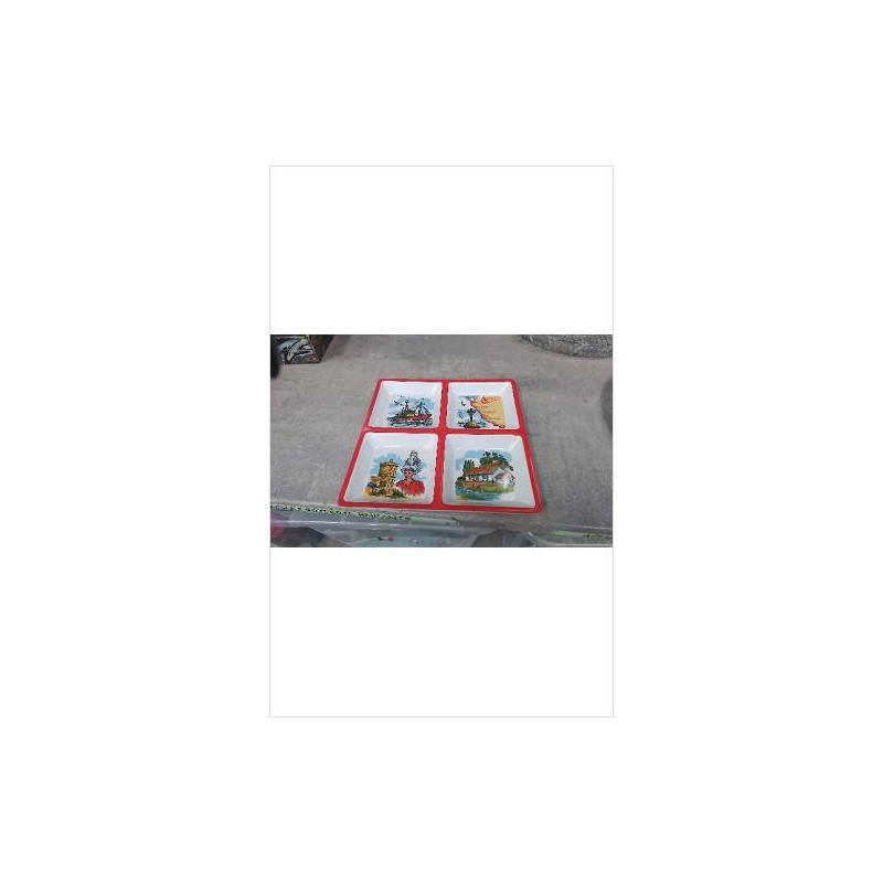 PLAT PLASTIQUE 4 COMPARTIMENTS 