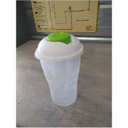 RÉCIPIENT PLASTIQUE 