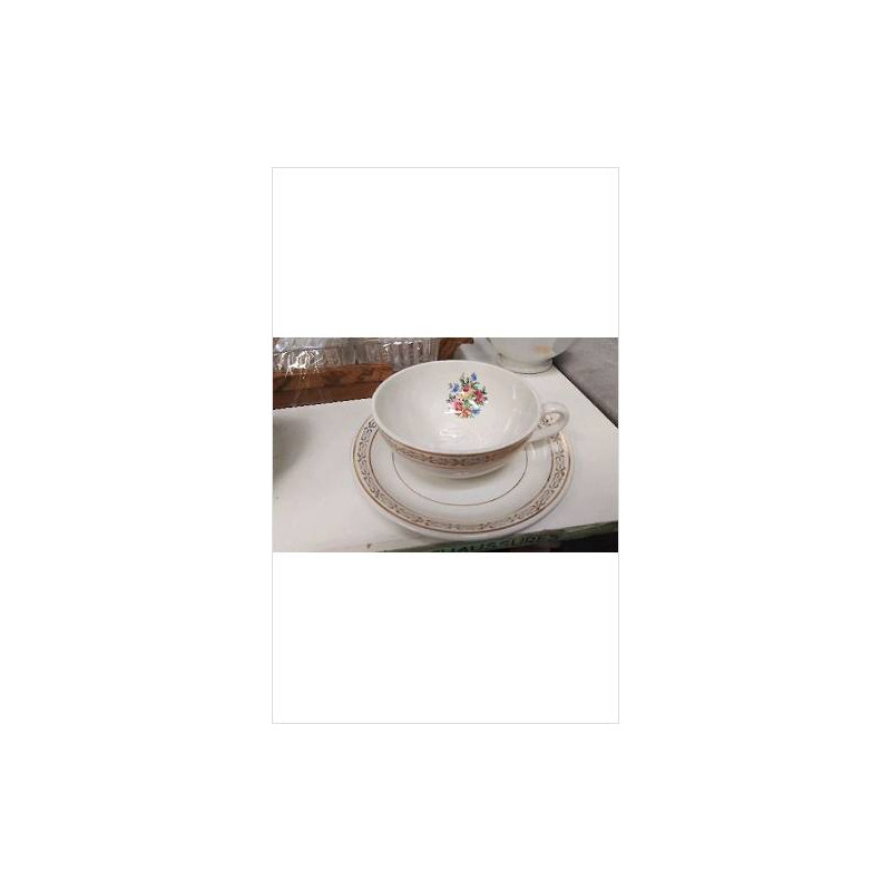 TASSE SOUS TASSE
