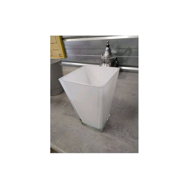 VASE BLANC 