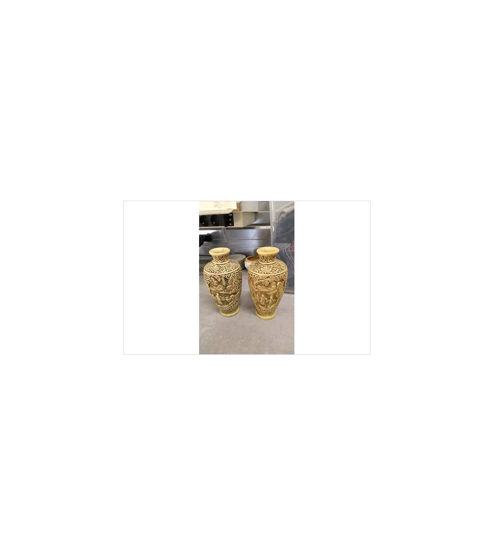 VASE ASIATIQUE RESINE
