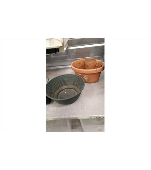 POT PLASTIQUE 