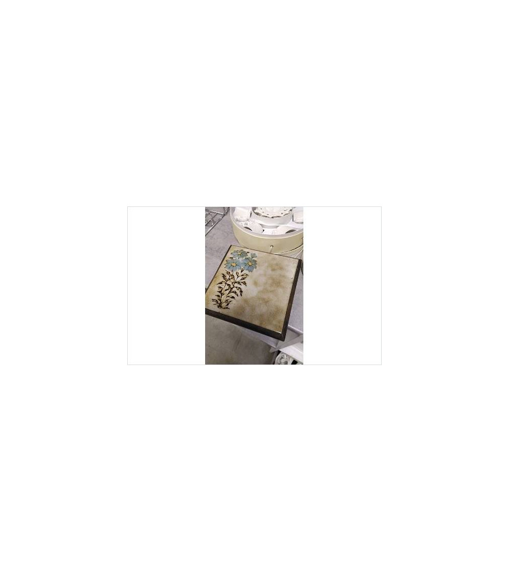 DESSOUS DE PLAT 