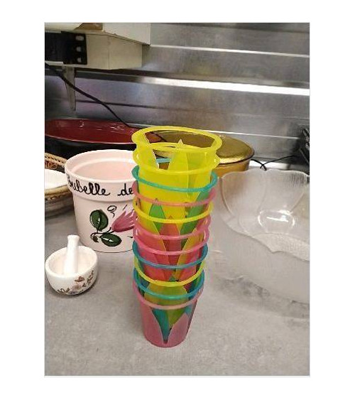 PORTE VERRES EN PLASTIQUES...
