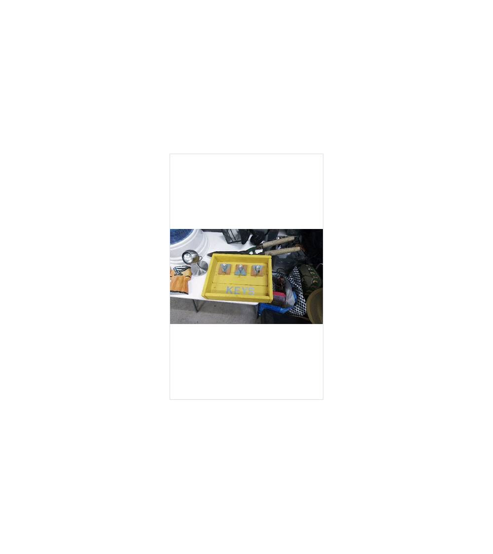 PORTE CLE JAUNE 