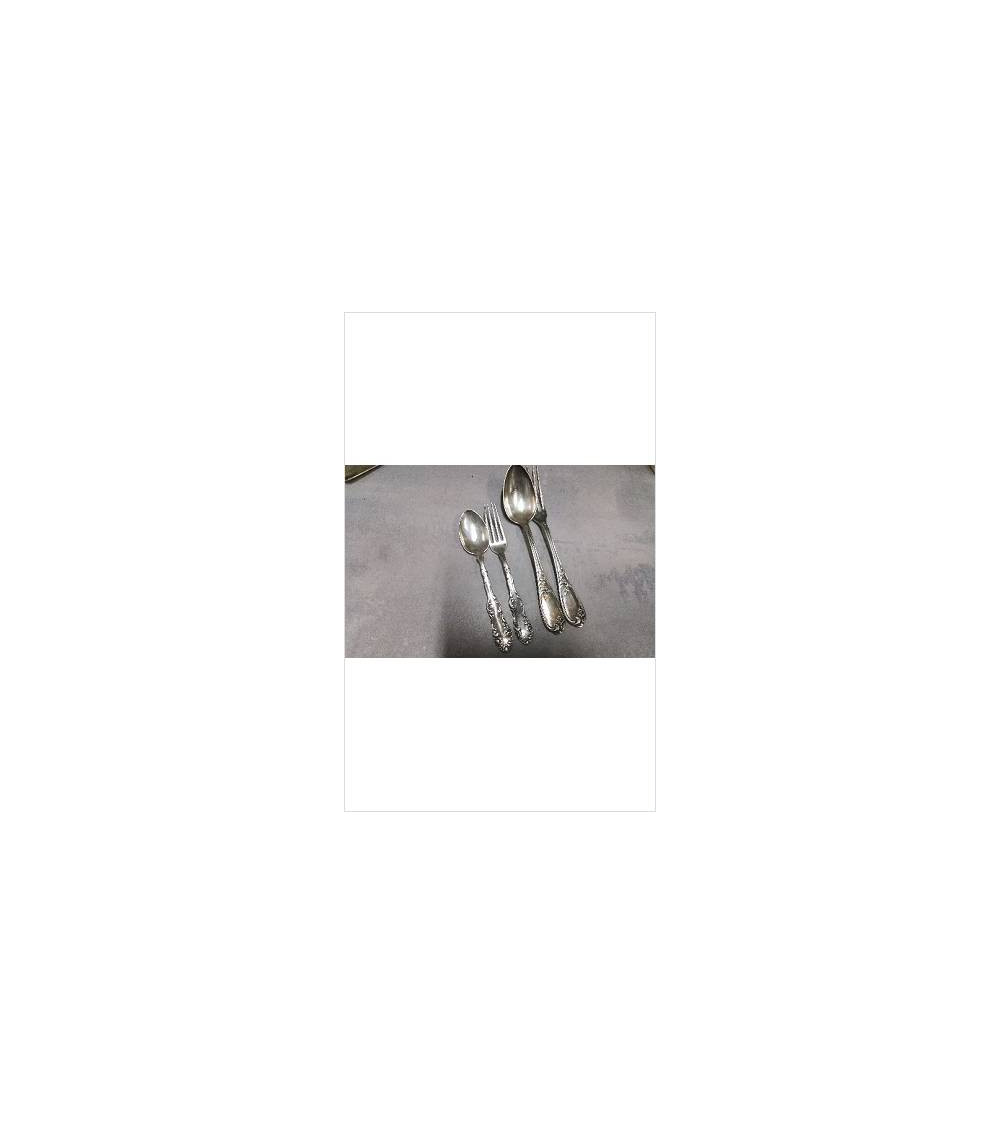 COUVERTS METAL BLANC 