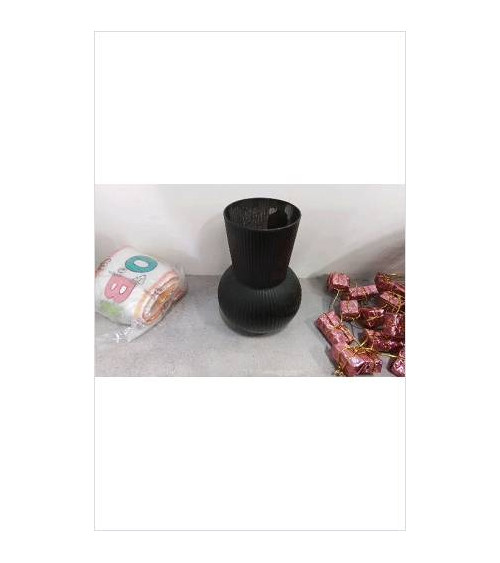 VASE NOIR