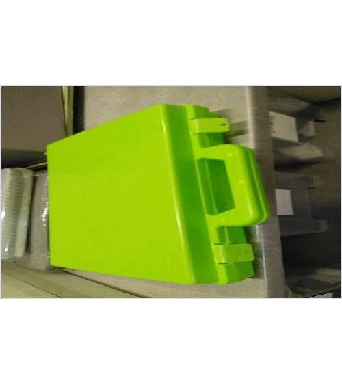 MALLETTE PLASTIQUE VERTE 