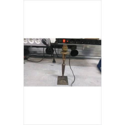 PIED DE LAMPE EN LETAT 