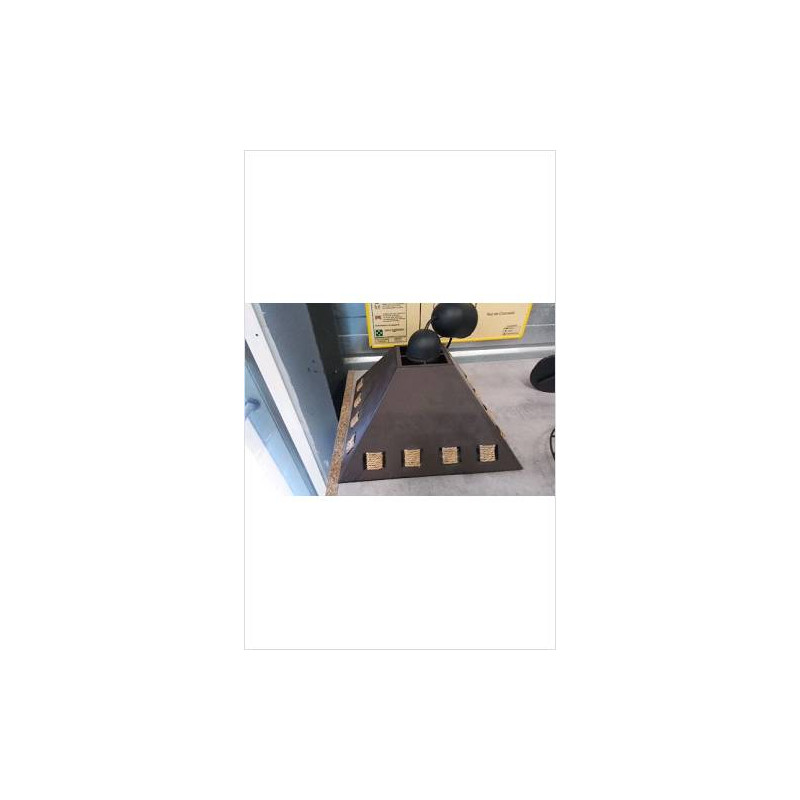 SUSPENSION METAL MARRON CORDE