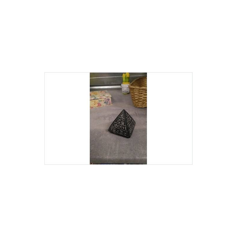DECO PYRAMIDE 
