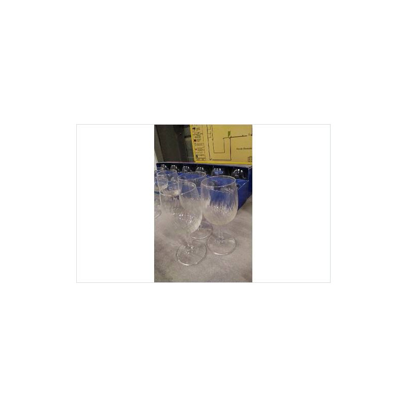 VERRE A PIED LE LOT