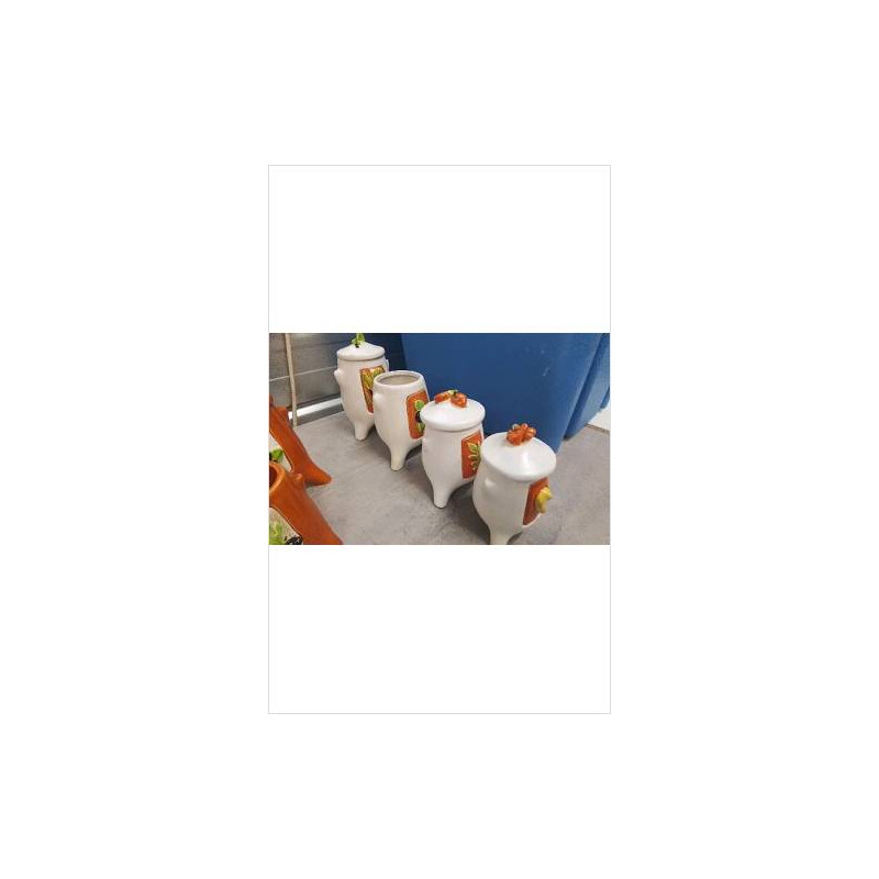 POTS CUISINE BLANCS EN L\'ÉTAT 