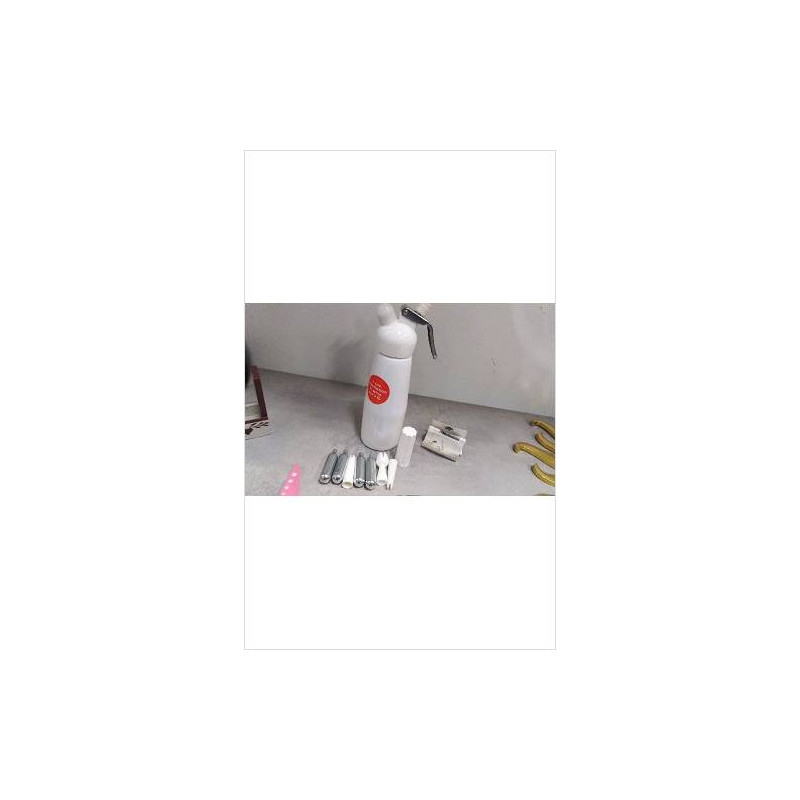SIPHON A CHANTILLY 