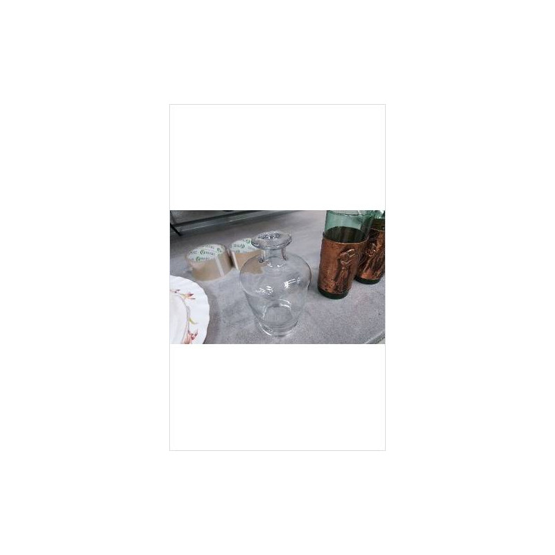 CARAFE SANS BOUCHON