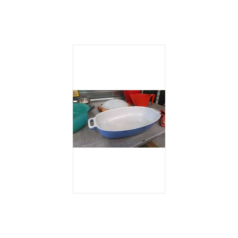 PLAT OVALE BLEU