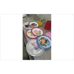 ASSIETTES PLASTIQUES ENFANT...