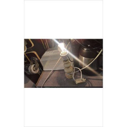 PIED DE LAMPE 