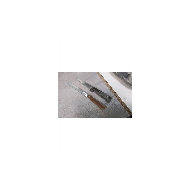 COUTEAU 