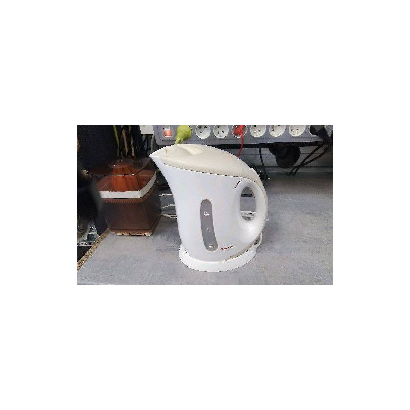 BOUILLOIRE ELECTRIQUE TEFAL 