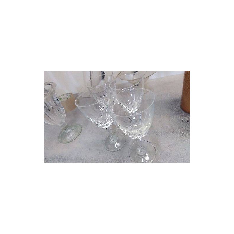 VERRE A PIED LE LOT