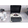 MACHINE A ECRIRE OLYMPIA SPLENDID 66