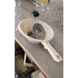 MOULIN A LEGUMES 