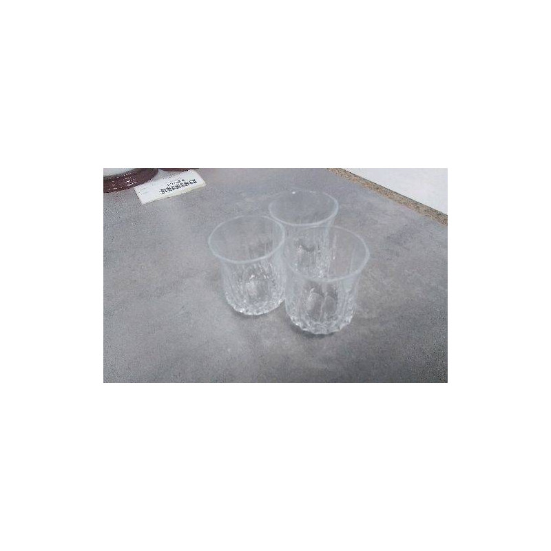 VERRE A LIQUEUR  X3