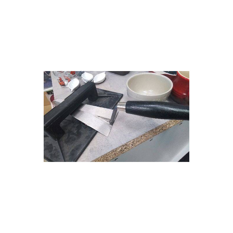 TRUELLE 18CM