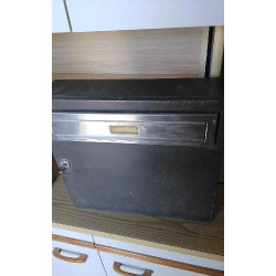 BOITE AUX LETTRES MARRON