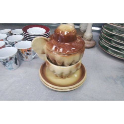 TASSES X2  BRIOCHE ( MANQUE...