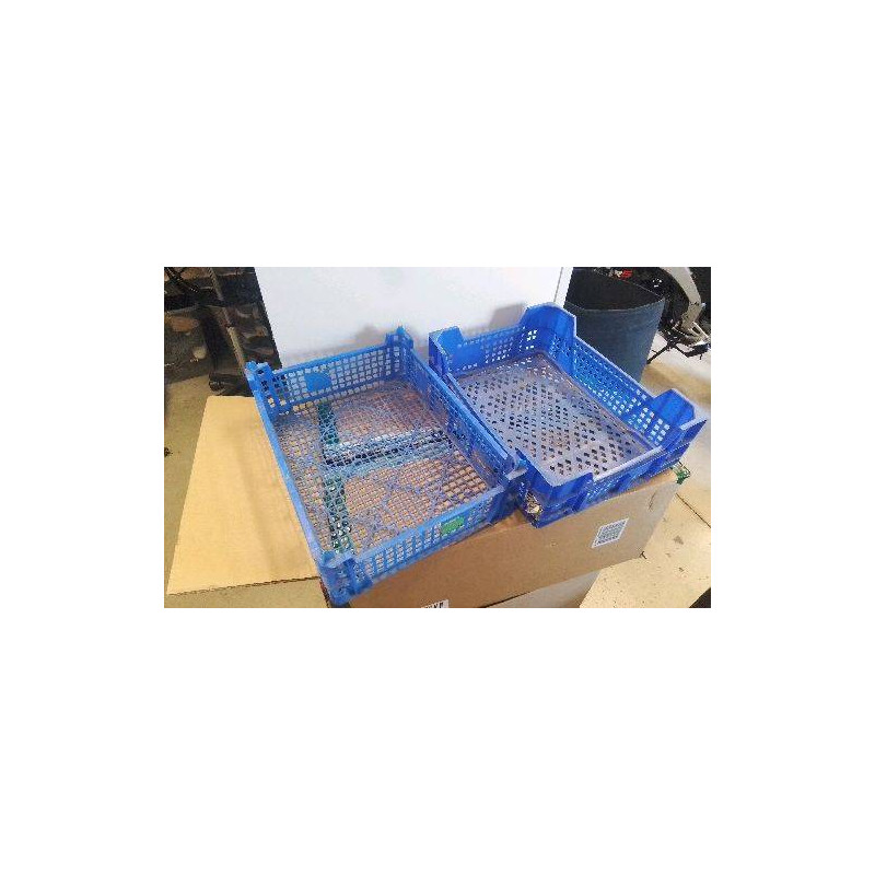 CAISSE PLASTIQUE BLEUE 
