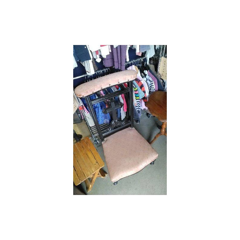 CHAISE PRIE DIEU