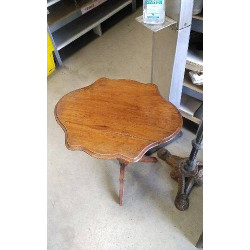 TABLE D’APPOINT VIOLON