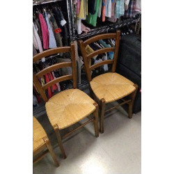 CHAISE PAILLEE
