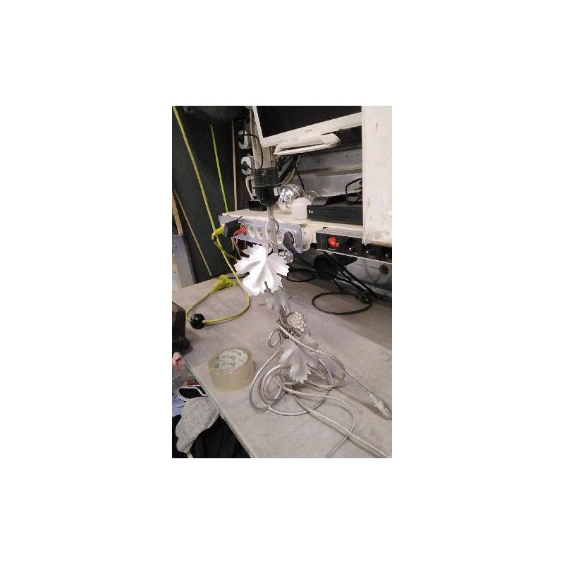 PIED DE LAMPE VIGNE 