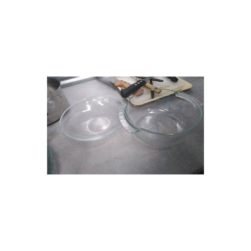 PLAT CREUX VERRE